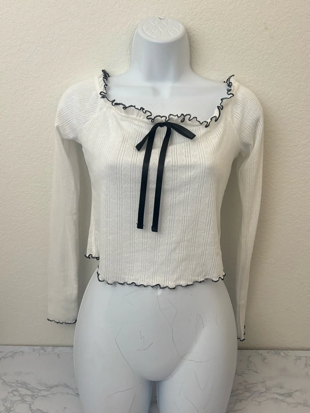 Sugarkiss Women’s L White Bow Ruffle Sleeveless Cropped Long Sleeve Top Y2K